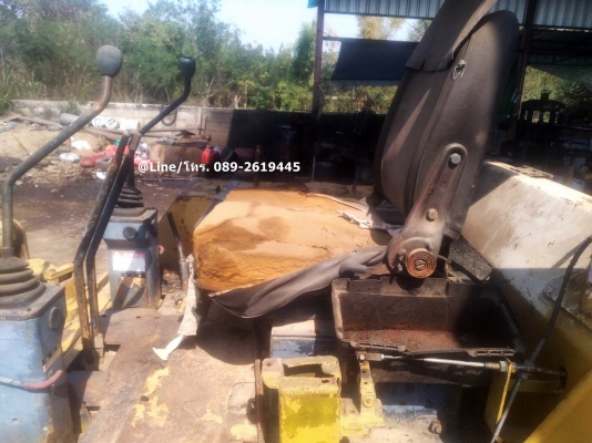 ขายรถขุดKOMATSU PC40-6 ไม่มีเครื่องยนต์ ,คอนโทรลลูกหมาก ,แทรคเหล็กสภาพดี ,รถบ้านขายตามสภาพ