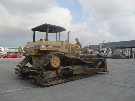 รถดัน Bulldozer รุ่น D6H นำเข้าจากต่างประเทศ สภาพสวย พร้อมใช้งาน ราคาไม่แพง รถดัน Bulldozer รุ่น D6H นำเข้าจากต่างประเทศ สภาพสวย พร้อมใช้งาน ราคาไม่แพง