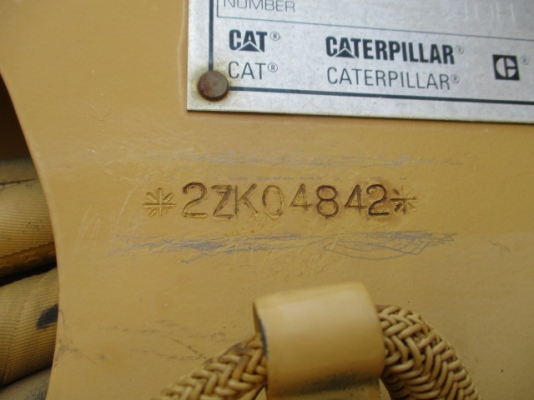 รถเกรด MOTOR GRADER รุ่น 140H ซีเรียล 2ZK04842 ปี 1999 นำเข้า จากต่างประเทศ ราคาไม่แพง ขายพร้อมชุดแจ้งจำหน่าย