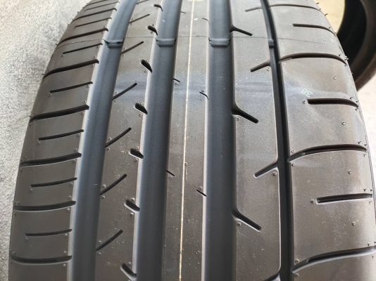 DUNLOP SP SPORT MAXX 050+ 285/35R21 ยางญี่ปุ่นสเปกพิเศษ DUNLOP SP SPORT MAXX 050+ 285/35R21 ยางญี่ปุ่นสเปกพิเศษ