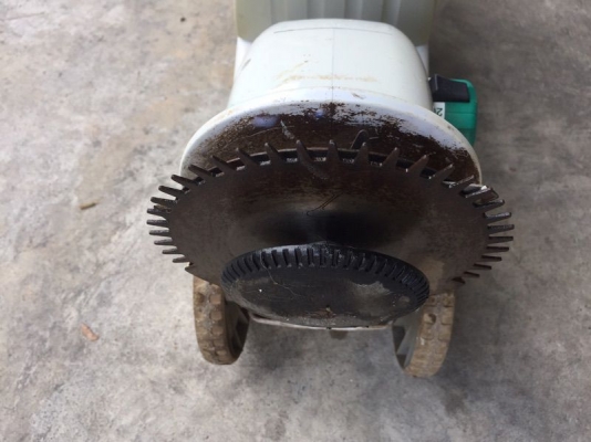 ขายเครื่องตัดหญ้า Makita มือสองญี่ปุ่น ขายเครื่องตัดหญ้า Makita มือสองญี่ปุ่น