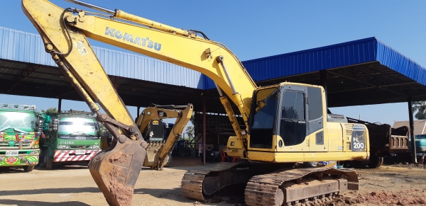 PC200-8โคมัสสุ ไฟ้ฟ้าครบ รถพร้อมใช้งาน เล่มทะเบียน PC200-8โคมัสสุ ไฟ้ฟ้าครบ รถพร้อมใช้งาน เล่มทะเบียน