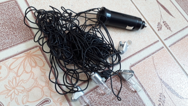 ไฟประดับตกแต่งในรถยนต์แสงสีฟ้า มีสวิทช์ เปิด-ปิด จากญี่ปุ่น ไฟประดับตกแต่งในรถยนต์แสงสีฟ้า มีสวิทช์ เปิด-ปิด จากญี่ปุ่น