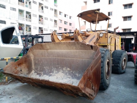 ขายรถตักรุ่น  FL320 A มี3 คัน