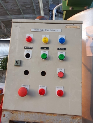 เครื่องดูดฝุ่นระบบน้ำผ่านมี1เครื่อง25,000บาท เครื่องดูดฝุ่นระบบน้ำผ่านมี1เครื่อง25,000บาท