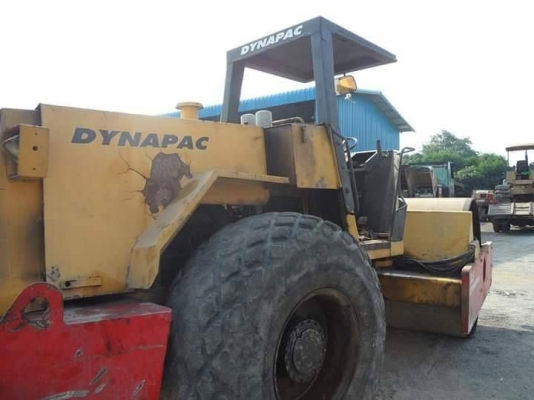 รถบดสั่นสะเทือน10ตัน1เพลา เอกสารอินวอย ราคา450,000 บาท โทร081-989-1989 หรั่งครับ