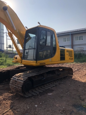 มีVDOให้ชมKOMATSU PC200-6 ไฟครบ ระบบดี ช่วงล่างเต็ม เอกสารซื้อขาย สภาพสวยพร้อมใช้งาน