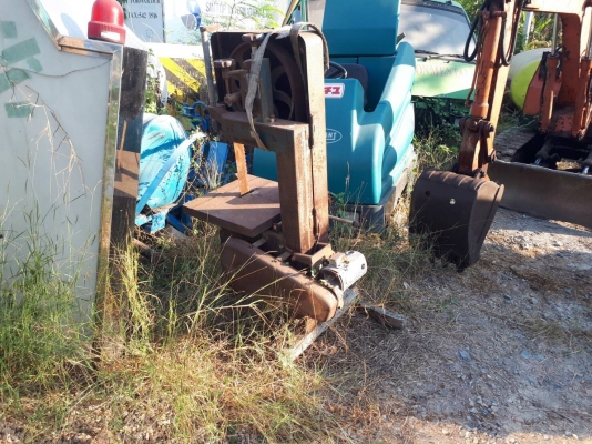 ขาย เครื่องเลื่อยไม้ ผ่าไม้ แบบสายพาน ไฟ 110 โวลท์ เก่าญี่ปุ่น ราคา 38,000- ขาย เครื่องเลื่อยไม้ ผ่าไม้ แบบสายพาน ไฟ 110 โวลท์ เก่าญี่ปุ่น ราคา 38,000-