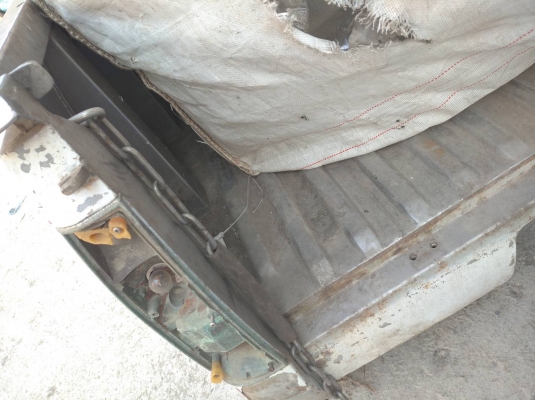 ขายกระบะท้าย isuzu สเตนเลสแท้ครับ