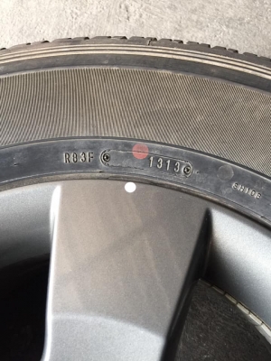 ขายล้อ Nissan D40+ยาง255/70/16ปี2013 lสนใจโทร.0879050181.ส่งได้ทั่วไทย