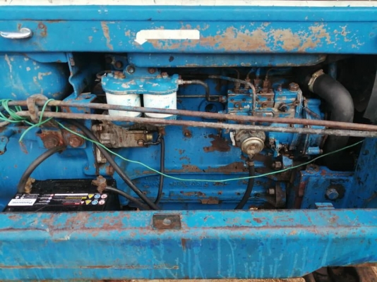 ฟอร์ด77 T5 ติดคีบอ้อยบูมเดี่ยว เครื่องดี ไฮดรอลิคดี เกียร์ดี เฟืองท้ายดีงาม ฟอร์ด77 T5 ติดคีบอ้อยบูมเดี่ยว เครื่องดี ไฮดรอลิคดี เกียร์ดี เฟืองท้ายดีงาม