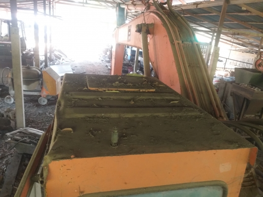 ขายด่วน แบคโคร HITASHI UH830 ตัวใหญ่ เครื่องเดิม ปั้มเดิม โซ่ช่วงล่างสวย รถเก่าเก็บ สนใจสอบถามไว้ใช้งาน  093 0764943 K ตั้ม