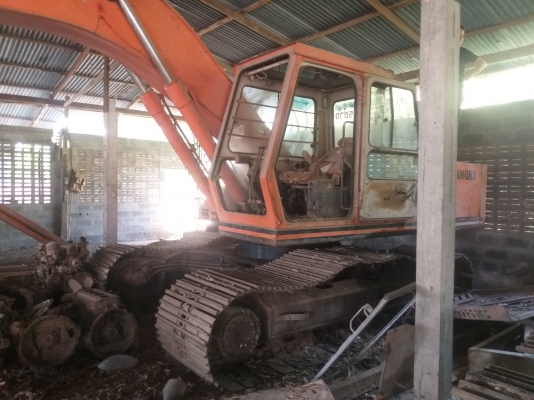 ขายด่วน แบคโคร HITASHI UH830 ตัวใหญ่ เครื่องเดิม ปั้มเดิม โซ่ช่วงล่างสวย รถเก่าเก็บ สนใจสอบถามไว้ใช้งาน  093 0764943 K ตั้ม