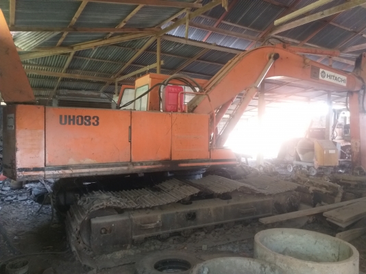 ขายด่วน แบคโคร HITASHI UH830 ตัวใหญ่ เครื่องเดิม ปั้มเดิม โซ่ช่วงล่างสวย รถเก่าเก็บ สนใจสอบถามไว้ใช้งาน  093 0764943 K ตั้ม