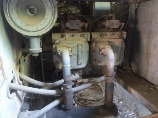 ขายด่วน แบคโคร HITASHI UH830 ตัวใหญ่ เครื่องเดิม ปั้มเดิม โซ่ช่วงล่างสวย รถเก่าเก็บ สนใจสอบถามไว้ใช้งาน  093 0764943 K ตั้ม