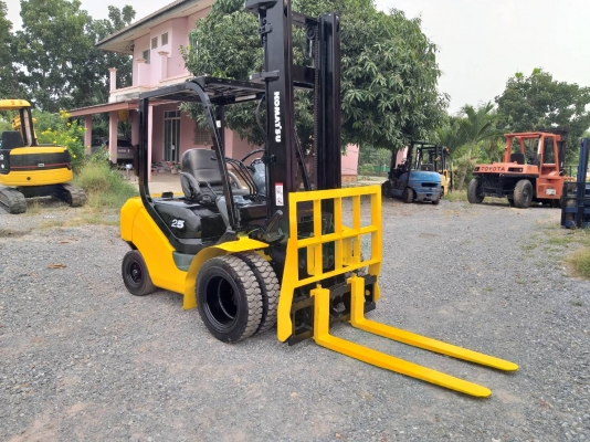 ขายรถยก KOMATSU FD25-16 เครื่องดีเซล 4D94E เสาสูง 4 เมตร ยกได้ 2.5 ตัน งาเท เกียร์ธรรมดา ล้อหน้าคู่ ขายรถยก KOMATSU FD25-16 เครื่องดีเซล 4D94E เสาสูง 4 เมตร ยกได้ 2.5 ตัน งาเท เกียร์ธรรมดา ล้อหน้าคู่