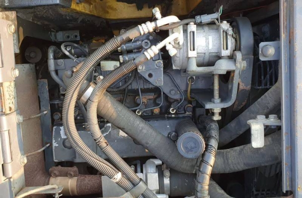 ขายด่วนรถแบคโฮKOMATSUPC138US=รุ่น7โคมัสซูรุ่นยอดนิยมออโต้คันเร่งเต่ากะต่ายรถสวยๆเครื่องโคมัสซู4D95LEเครื่องดีปั่มแรงไฟฟ้าครบรถนอกเพิ่งนำเข้ามาใหม่ยังไม่เคยใช้งานในเมืองไทยเลย