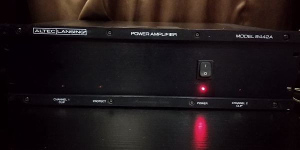 เครื่องเสียง PowerAmpจากอเมริกา Altec Lansing 9442A บริการส่งพัสดุเก็บเงินปลายทาง