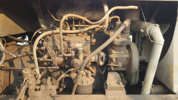 ขาย รถตัก KOMATSU JH30B เครื่องดี รถใช้งานได้ปกติ ราคาต่อรองได้