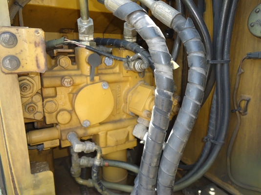 รถเก่านอก cat 313ccr สนใจโทร 082-7211671 อี๊ดสองห้อง