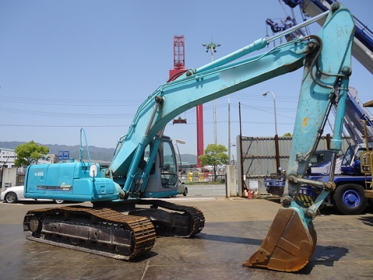 รถเก่านอก sk 200-6 yn-09 สนใจโทร 082-7211671 อี๊ดสองห้อง