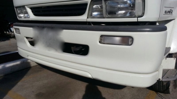 รถอิซูซุ 6 ล้อดั้ม 210 แรงม้า ปี 52  วิ่ง 9,830 กม.  สนใจติดต่อ 081 - 6079515