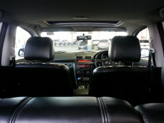 MAZDA 3 TOPสปอร์ต 5 ประตู 2.0 ซันรูฟ สวยพร้อมใช้