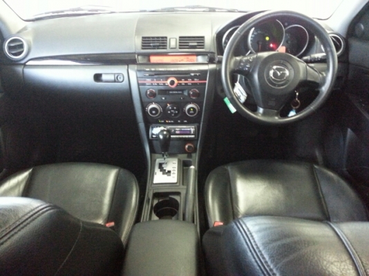 MAZDA 3 TOPสปอร์ต 5 ประตู 2.0 ซันรูฟ สวยพร้อมใช้