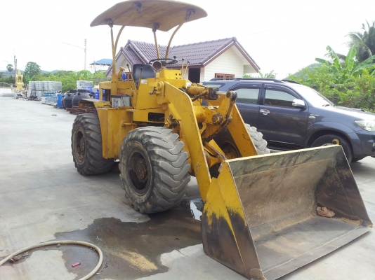 ขายรถตัก TCM สภาพพร้อมใช้งาน