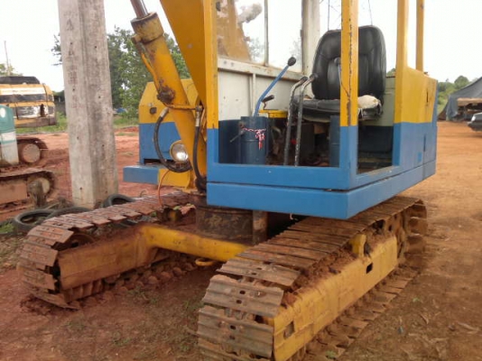 รถแบคโฮ KOMATSU 60 - 2  สนใจติดต่อ 081 - 6079515
