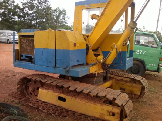 รถแบคโฮ KOMATSU 60 - 2  สนใจติดต่อ 081 - 6079515