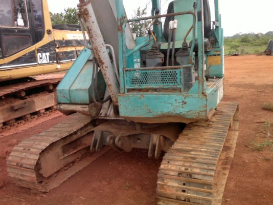 รถแบคโฮ  50 UU  สนใจติดต่อ 081 - 6079515