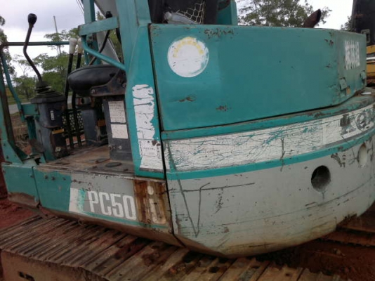 รถแบคโฮ  50 UU  สนใจติดต่อ 081 - 6079515