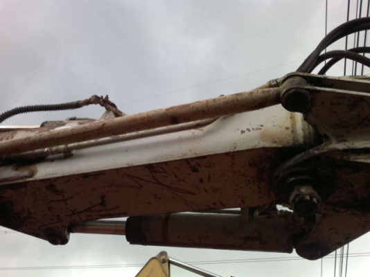 รถแบคโฮ  50 UU  สนใจติดต่อ 081 - 6079515