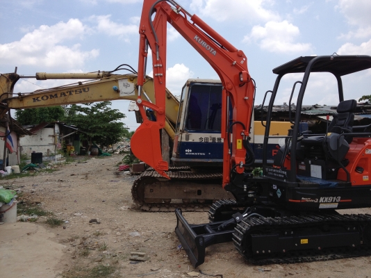 ให้เช่ารถขุด ให้เช่ารถแม็คโคร  เ