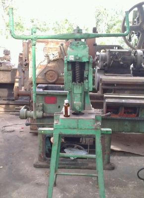 Sell> เครื่องอัดแรง ปั้มคอม้าแบบลูกตุ้ม สีเดิม สภาพดี นครปฐมครับ