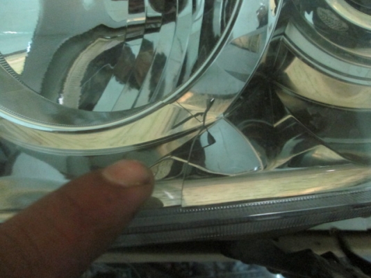 ขาย ไฟหน้า ด้านซ้าย LH รถ TOYOTA FORTURNER ปี 2010 หน้ายัก