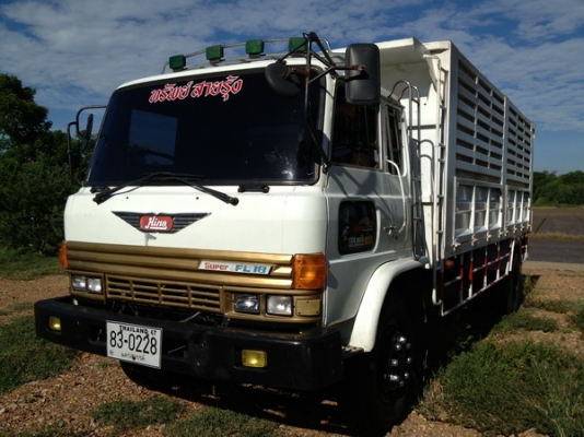 ขาย 6 ล้อดั้ม ฮีโน่ F17 ยาง900 รถห้าง ขาย 690000 บาทครับ