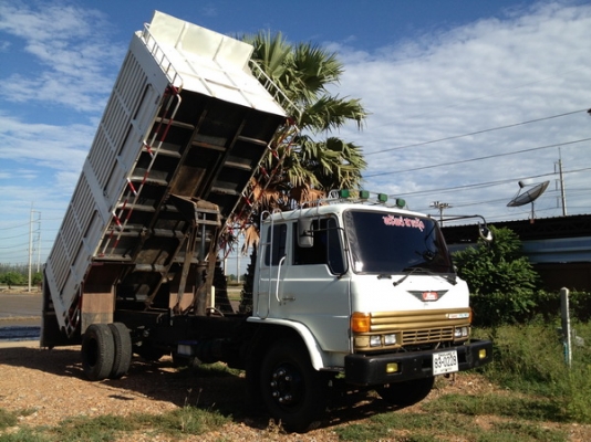 ขาย 6 ล้อดั้ม ฮีโน่ F17 ยาง900 รถห้าง ขาย 690000 บาทครับ