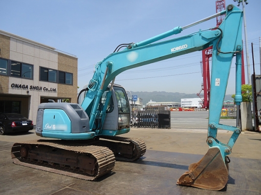ขายด่วน Kobelco SK135 YY00  เก่าญี่ปุ่นยังไม่ใช้งานในไทย สภาพสวย ใบแทรค 70  ราคาคุยกันได้