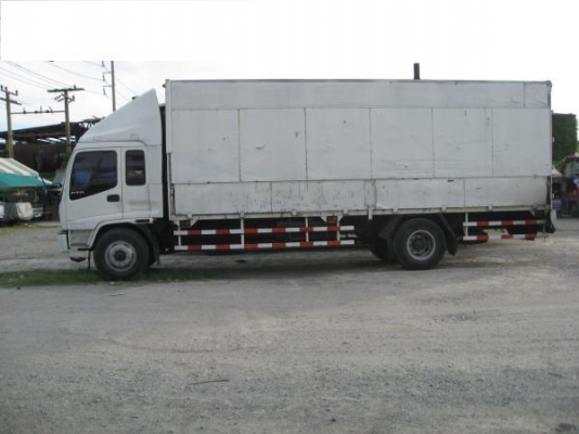 จัดไปรถห้างสวยๆ หนึ่งคัน Decga ปี 48 หกล้อ ตู้ปีนก พร้อมใช้สุดๆ โทร 088-4501277