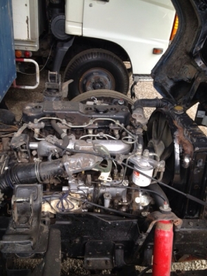 ขาย 6ล้อ"เสี่ยสั่งลุย"  ISUZU NPR59LU5FM 115 ห้างแท้ ปี38สภาพเดิมๆ  เครื่องเดิม4BD1 แห้งๆ ไม่หลวมไม่ไอ ช่วงล่างเดิมๆ คัสซีสวยมาก เดิมโรงงาน พร้อมกระบะคาร์โก้ สวยๆพื้นไม้ ยางสวย6เส้น หัวบางดีสีดี ภายในโอเค คอนโซลครบ ขายตามสภ