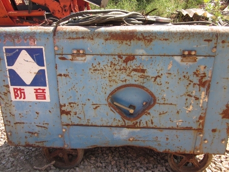 ขาย-เครื่องเชื่อมพร้อมปั่นไฟในตัว YANMAR: YW200AS เครื่องดีเซล 2 สูบ ตัวนี้มีสายเชื่อมพร้อม เก่าจากญี่ปุ่น