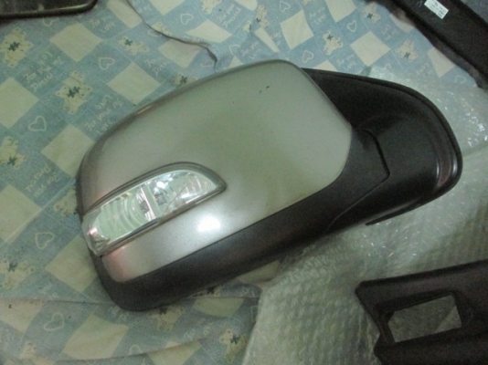 ขาย กระจกมองข้างไฟฟ้า ด้านขวา ไฟเลี้ยวสั้น DMAX