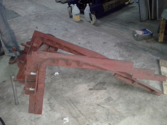 ขายพิมพ์ดัดท่อโครงหลังคารถ 2 ขนาด