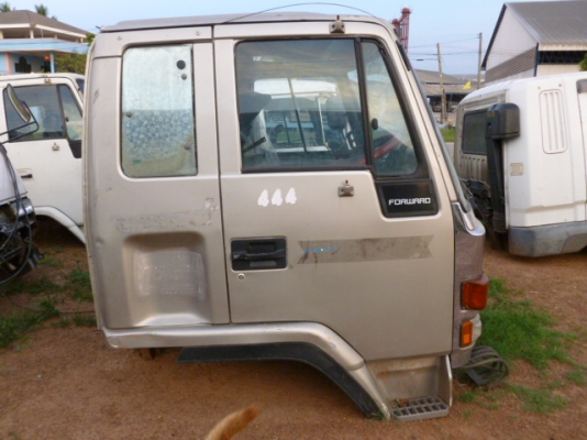 แสงฟ้าเต้นรถ/// จำหน่ายหัวเก๋งนอกเก่าญี่ปุ่น อีซุซุ ร็อกกี้ตาหวาน สภาพสวยอุปกรณ์ครบ