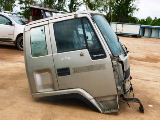 แสงฟ้าเต้นรถ/// จำหน่ายหัวเก๋งนอกเก่าญี่ปุ่น อีซุซุ ร็อกกี้ตาหวาน สภาพสวยอุปกรณ์ครบ