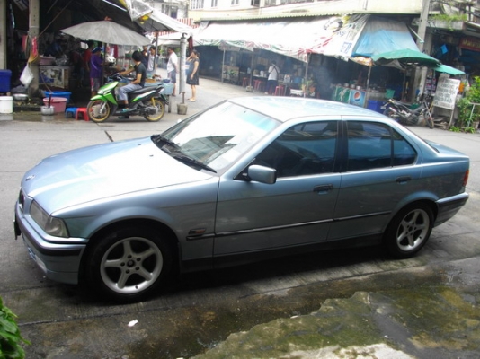 ขาย BMW 318 iA นกแก้ว ปี95 AUTO สวยหรู เครื่องแน่นสุดเยี่ยม หัวเกียร์ลายไม้ Airbag/ABS 240000 บาท