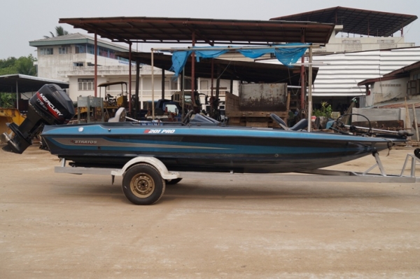 เรือแบส เครื่องเมอคิวลี่ 175 แรง ราคา 195000