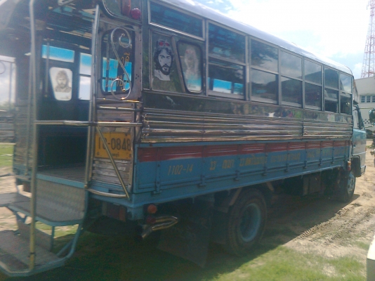 ISUZU NPR เครื่อง 120 แรงม้า ฝาดำ ยาว 5 เมตร